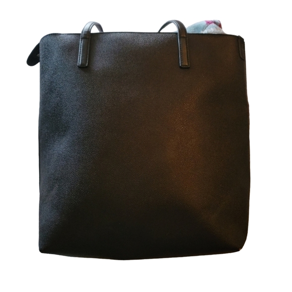 Micheal Kors Crossbody/Tote - Picture 2 of 13